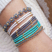 manchette avec 3 Bracelets Zelaka en perles Miyuki blanc, girs et turquoise