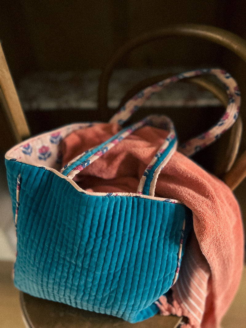 JAMEE Samt-Tragetasche