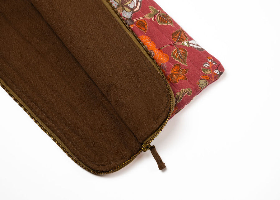 pochette matelassée imprimé indien rose avec doublure marron