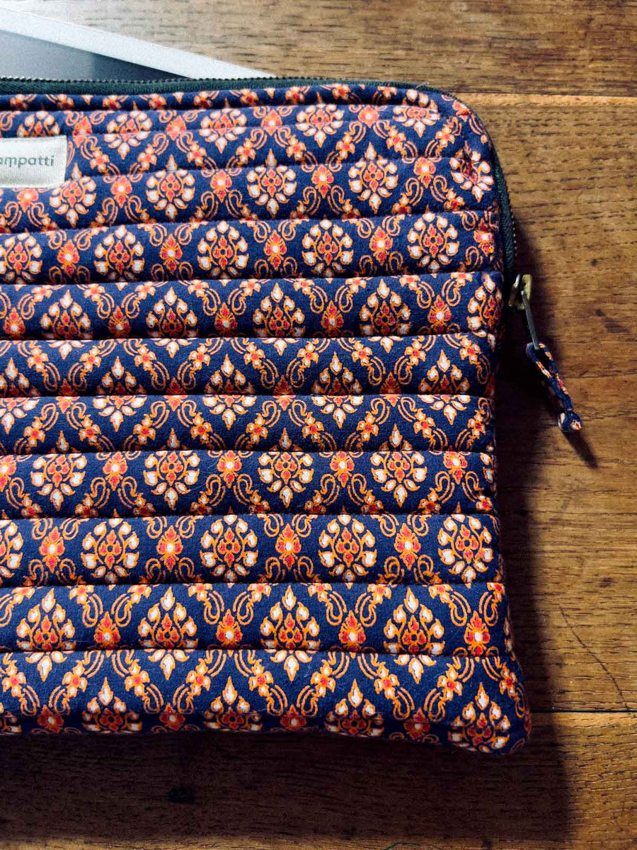 BATIKA quilted cotton computer sleeve – blockprint | 12/13 inches