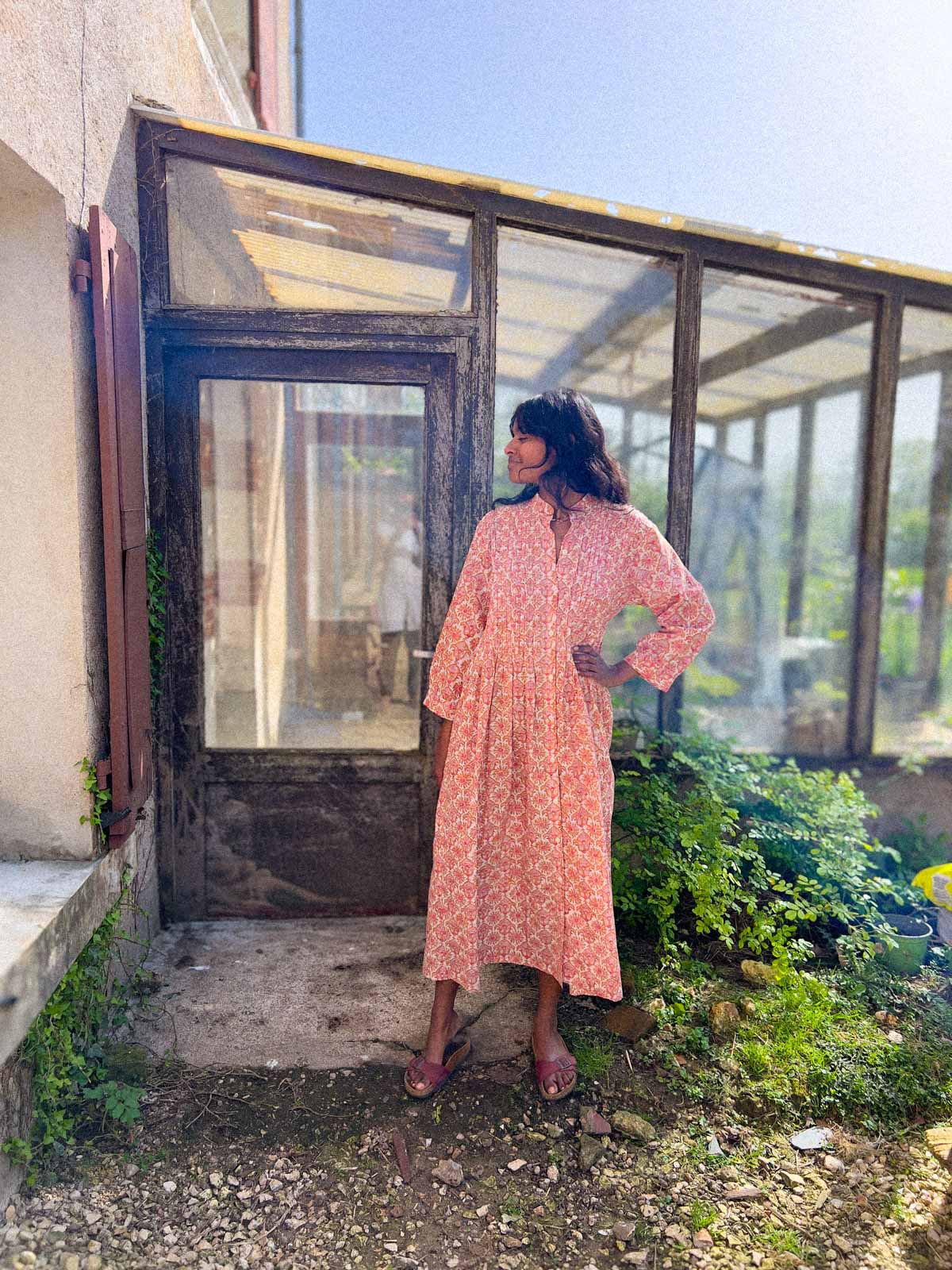 ROSY Blockprint-Kleid mit plissierter Brust